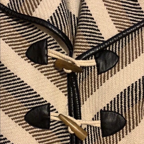 ❗️SALE❗️Jolt geo print jacket - Picture 2 of 5